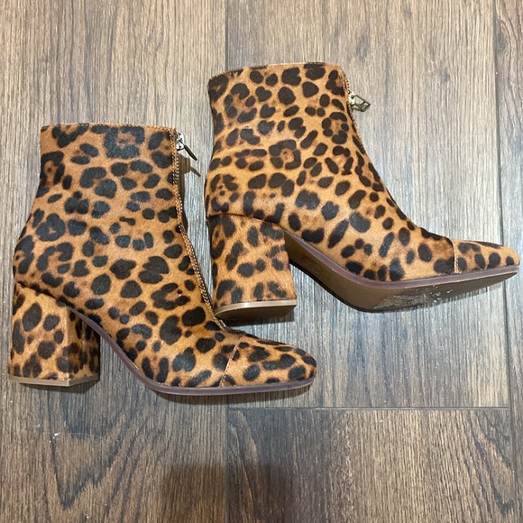 EUC Madewell Leopard Print boots, 6.5 - Picture 2 of 5
